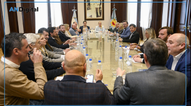 Provincia Leasing: inversión millonaria de Kicillof y el Banco Provincia para 18 municipios