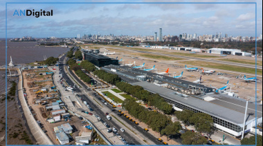 Cierran Aeroparque por tres días y trasladan más de la mitad de los vuelos a Ezeiza