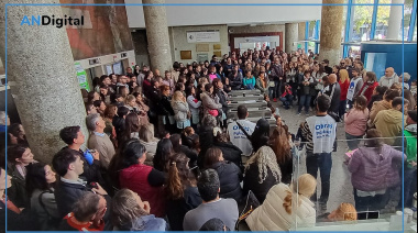 “Sueldos de miseria”: marchan trabajadores del Ministerio de Infraestructura bonaerense