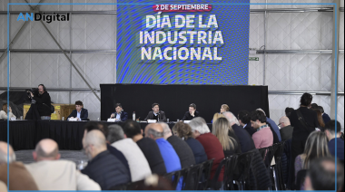 Kicillof contra Milei: “Aplican un plan sistemático de desindustrialización”