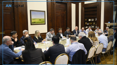 Intendentes firmaron convenios por $7.855 millones para equipamiento y prevención del clima