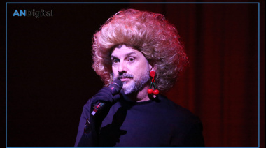 Vestigios de un teatro analógico: Juan Pablo Geretto reconstruyó “Solo como una perra”