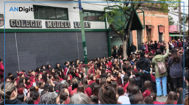 Alumnos del Colegio Modelo Lomas usaron IA para “desnudar” compañeras y vender las fotos