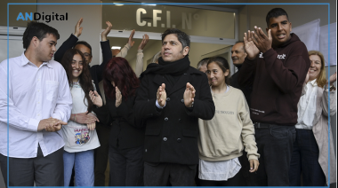“Milei provocó un abandono absoluto”: la frase de Kicillof al inaugurar obras en Carlos Casares