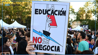 El salario real universitario sigue 22 % por debajo del nivel de noviembre de 2023