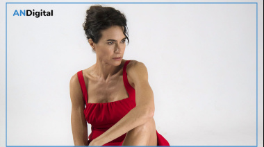 Florencia Raggi estrena “Oxitocina”, unipersonal incómodo sobre la maternidad