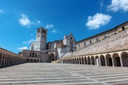 Turismo religioso: aumentó la demanda de recorridos inspirados en el Papa