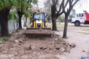 La principal plaza de Los Hornos se renueva por completo y será inaugurada en pocas semanas