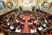 Fuerte crítica opositora a la media sanción de las reelecciones indefinidas