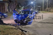 Chocan dos patrullas municipales en Lomas de Zamora con el peor resultado: Un muerto