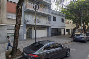 Encuentran a una mujer surcoreana y a su hijo muertos en un departamento en Caballito