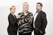 Capusotto vuelve al teatro de texto con una comedia negra