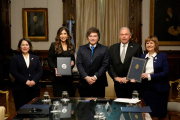 E E jecutivo inició el trámite para que los argentinos puedan ingresar a EE UU sin visa