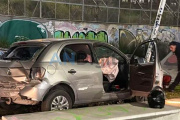 Robó un auto, lo persiguieron, le pegaron 5 tiros y cayó en Avellaneda: Es policía