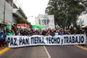 Comenzó la Marcha de San Cayetano hacia Plaza de Mayo: “Milei nos conduce hacia una tragedia”