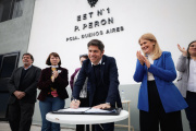 Kicillof destacó el rol del Estado y afirmó que en la Provincia “no dejamos a nadie afuera”
