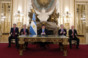 Enfático respaldo del Gabinete: “Súper mega giga discurso”