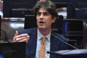 Lousteau refutó el discurso de Milei: “Nadie está pensando que lo peor ya pasó”
