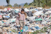 Un informe desmiente al INDEC: “Milei no sacó a 12 millones de personas de la pobreza”