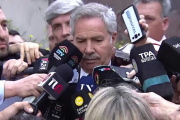 Según Solá, “hubo estafa al campo y entrega al Tesoro de EEUU”
