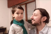 Buscan desesperadamente a un niño de 5 años tras el crimen de su madre y su abuela