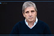 Caputo dijo estar “cómodo” con el valor del dólar y anunció otro préstamo de US$ 20.000 M