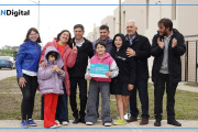 Kicillof y Alak entregaron viviendas a familias de Villa Elvira