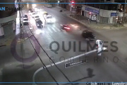 Policía de la Ciudad cruzó un semáforo en rojo y provocó un choque múltiple en Quilmes