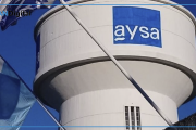 El Gobierno lanza la licitación de AySA: venderán el 90 % de las acciones para que pase a manos privadas