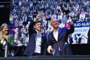 Interna al rojo vivo: militantes cruzaron a Kicillof por CFK en un acto y todo terminó al grito de “Axel Presidente”