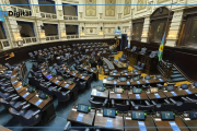 El oficialismo volteó la sesión por IOMA y la oposición estalló