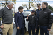Kicillof desembarcó en Pergamino con patrulleros y duras críticas a la “motosierra” de Milei en seguridad