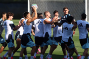 Messi arranca en el banco ante Jordania y Scaloni mueve el equipo