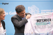 Paritarias PBA: Kicillof otorgó un aumento del 7% a docentes y estatales