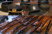 Anciano ocultaba arsenal militar y elementos con simbología nazi en su casa de Flores