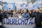 Axel Kicillof marchó contra la Ley de Propiedad Privada: “Milei quiere vender nuestro territorio”