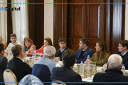Kicillof firmó un convenio con intendentes para subsidiar a víctimas de violencia de género