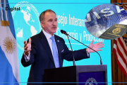 Relaciones carnales: “Los argentinos que cumplen las reglas deberían ingresar a EEUU sin visa”