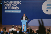 Kicillof muestra estructura nacional en Avellaneda y se posiciona como alternativa a Milei
