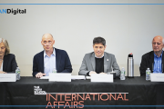 Axel Kicillof disertó en Nueva York: “Las políticas de Milei están en las antípodas del desarrollo”