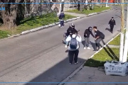 Indignación: motochorros robaron y golpearon a un grupo de chicos con autismo en González Catán