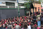 Alumnos del Colegio Modelo Lomas usaron IA para “desnudar” compañeras y vender las fotos
