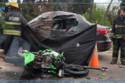 Terrible choque en la Ruta 2 a la altura de La Plata: murieron un policía retirado y un motociclista