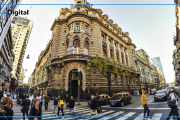 Cambió la tendencia: subió el turismo extranjero y bajó la salida de argentinos en septiembre