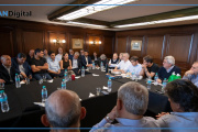 Axel Kicillof expande su armado a Santa Fe: “Seguimos construyendo la alternativa amplia”