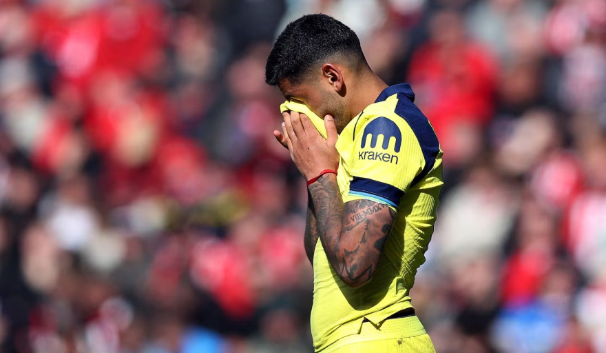 Selección argentina, en alerta: Cuti Romero terminó llorando en Tottenham