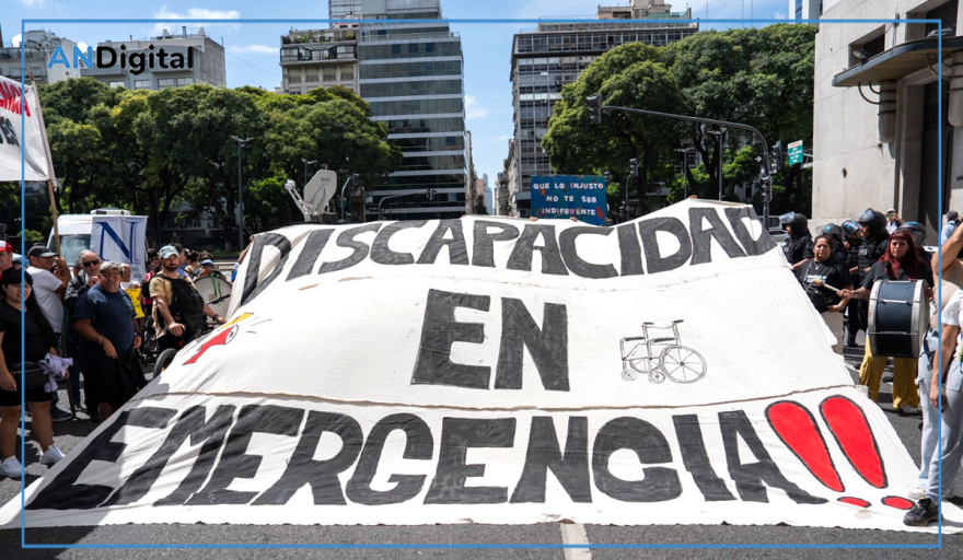 Discapacidad en crisis: reclamo ante Luis Caputo por falta de pagos