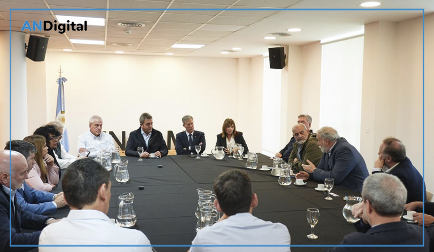 Massa con rectores: “El año que viene la mayoría de la sociedad va a dar vuelta la página”
